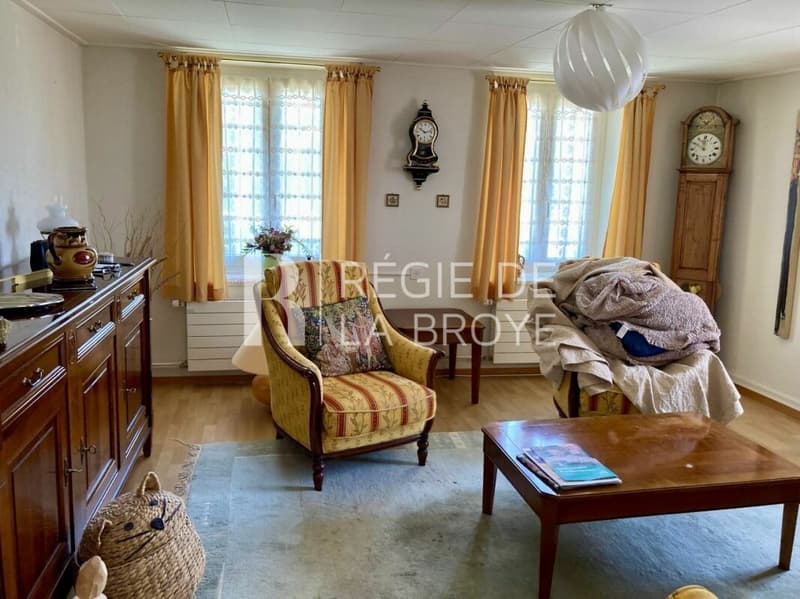 Wohnung mit 3.5 Zimmern in Chavannes-le-Chêne (2)