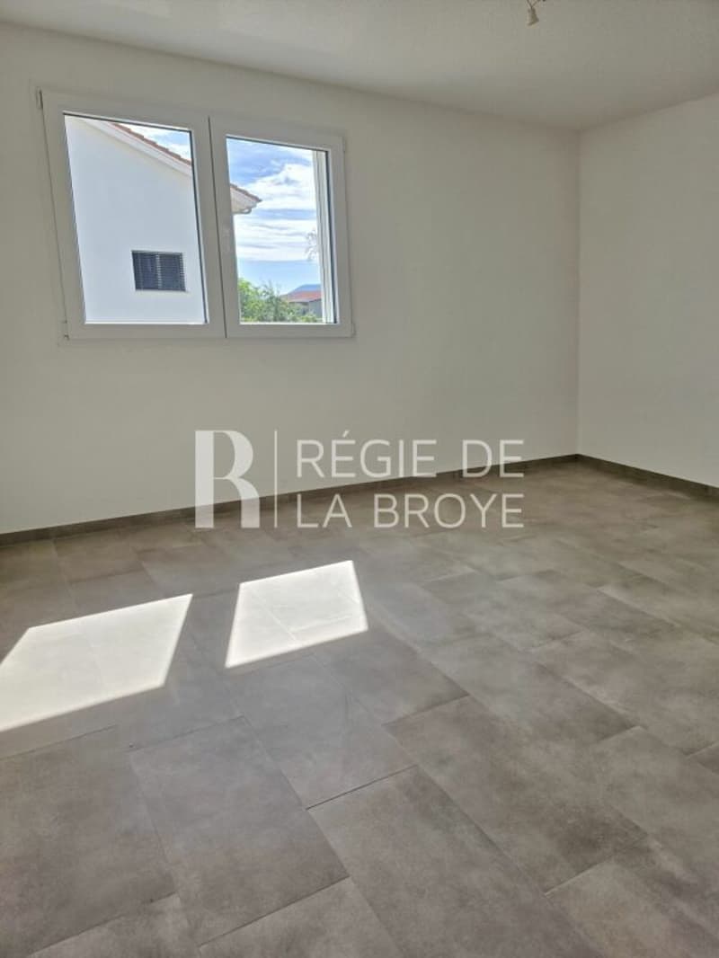 Wohnung mit 4.5 Zimmern und großem Balkon in Chabrey (9)