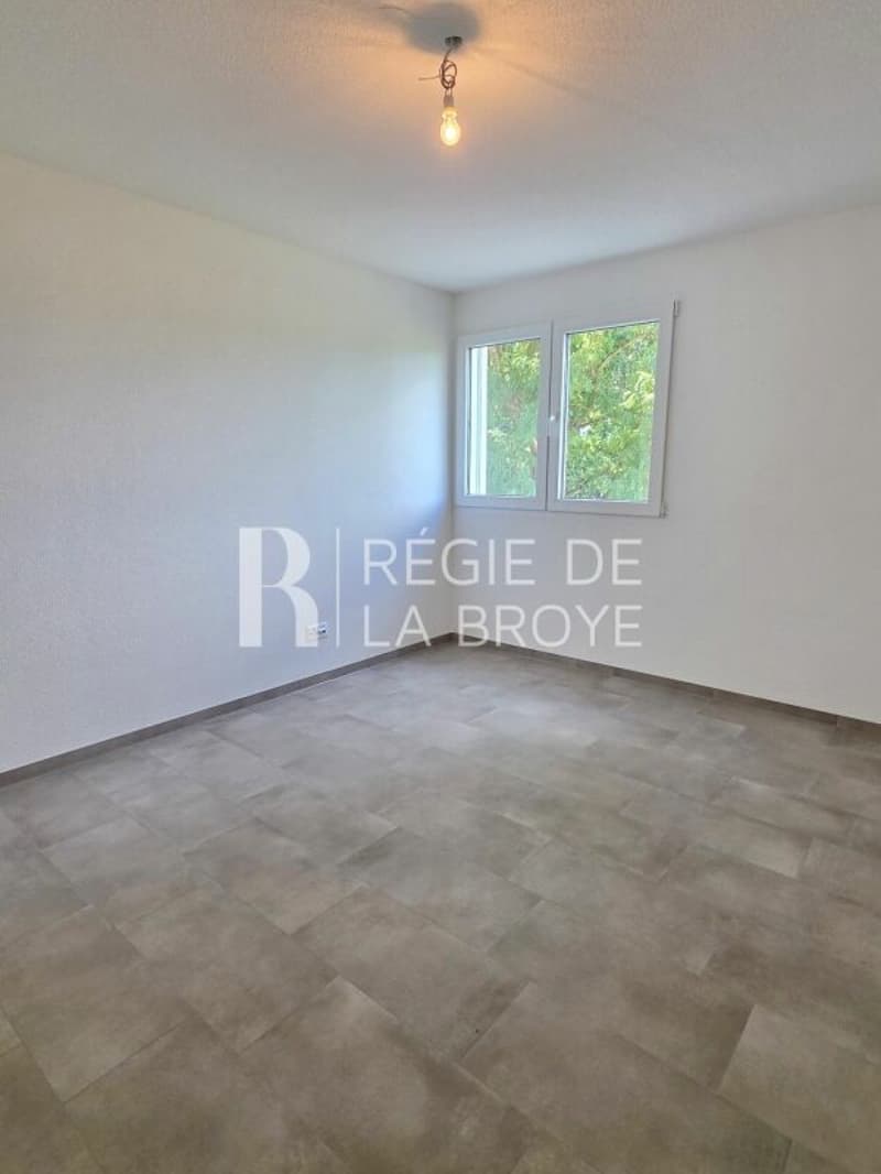 Wohnung mit 4.5 Zimmern und großem Balkon in Chabrey (15)