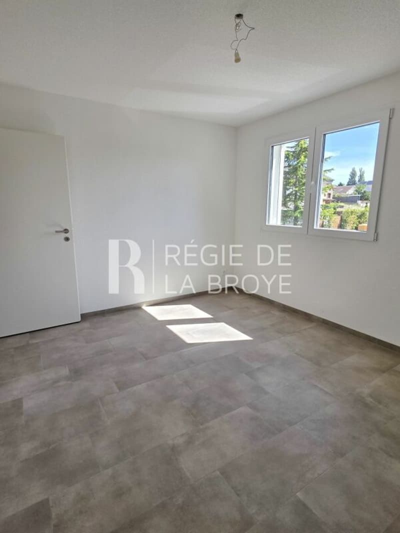 Wohnung mit 4.5 Zimmern und großem Balkon in Chabrey (14)
