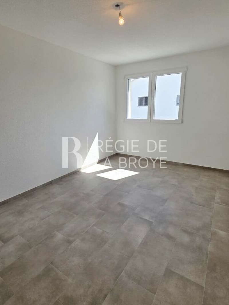 Wohnung mit 4.5 Zimmern und großem Balkon in Chabrey (13)