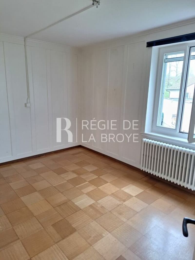 5.5-room apartment in Sédeilles (8)