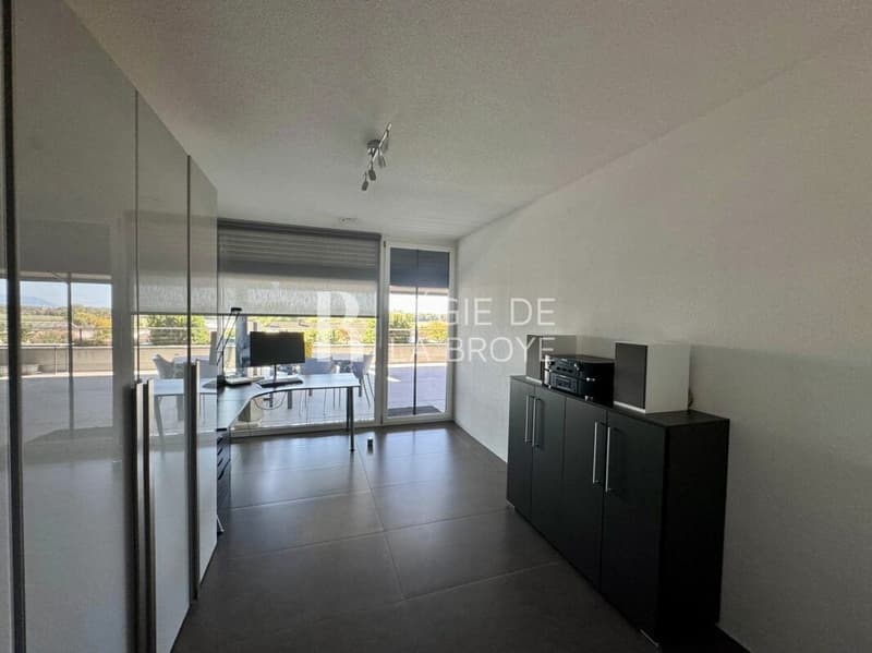 Appartement de standing 4.5 pièces à Gampelen (12)