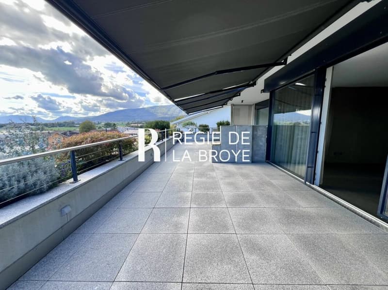 Appartement de standing 165 m² à Gampelen (7)
