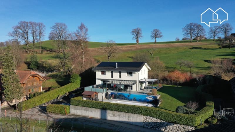 Villa moderna con 2 alloggi su un lotto di 1400m² (1)