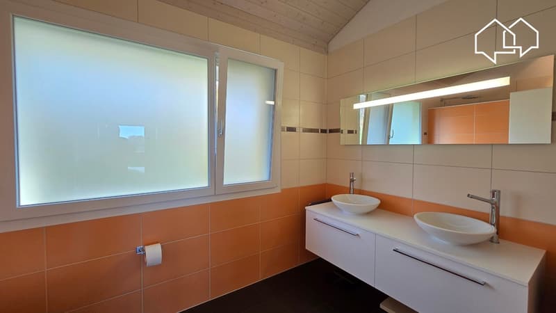 Villa moderne de 2 logements sur une parcelle de 1400m² (11)