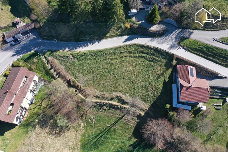 Terreno edificabile con permesso in vigore per 4 ville contigue (2)