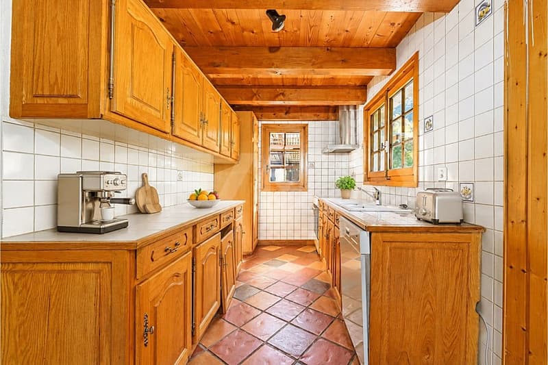 Un petit paradis entre lac et nature : maison de 3 appartements (7)