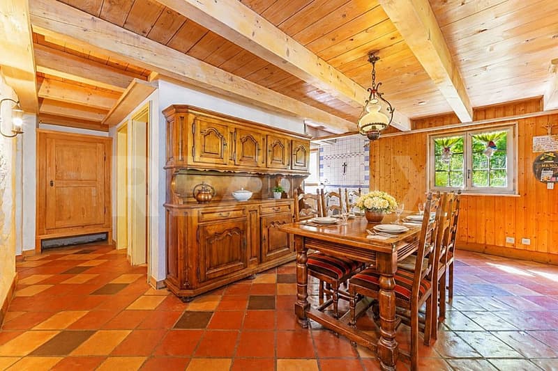 Un petit paradis entre lac et nature : maison de 3 appartements (2)
