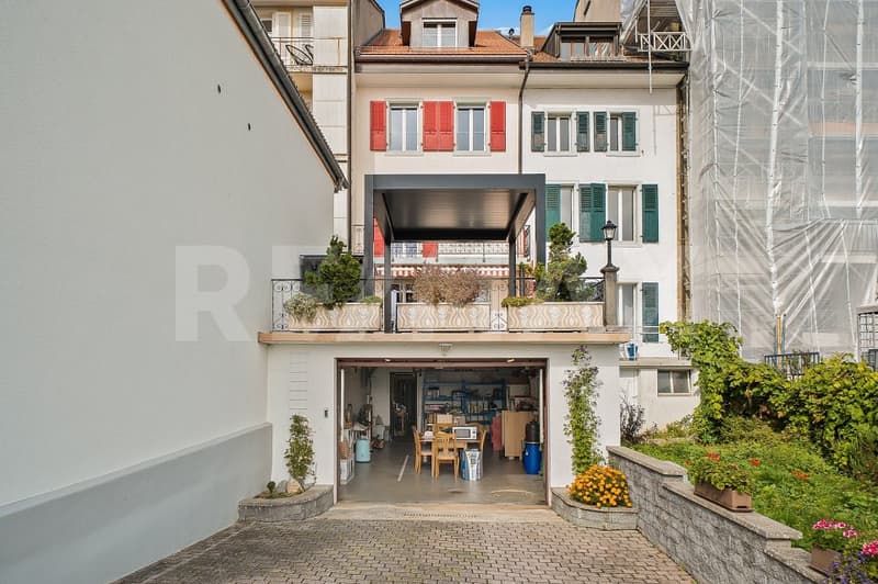 Ideal für eine große Familie: Stadthaus, 285 m² Wohnfläche (2)