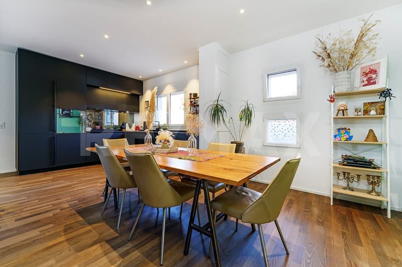 Appartement atypique de 127 m2 habitable avec terrasse (5)
