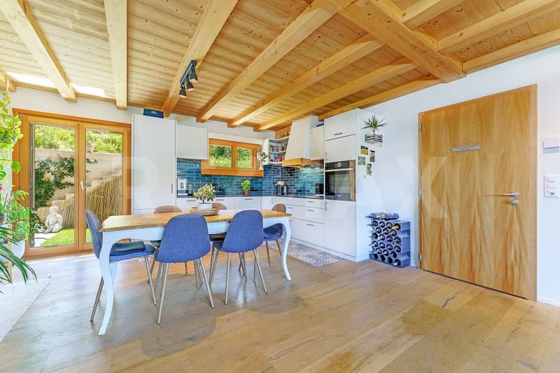 Avec 3 balcons, terrasse et jardin, magnifique appartement (6)