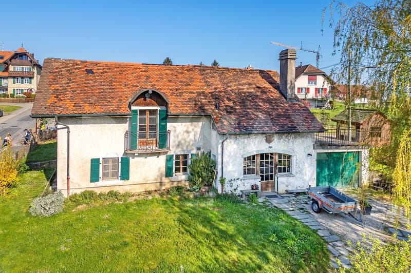 Maison de 1750 : cadre bucolique et apaisant, à rénover (10)