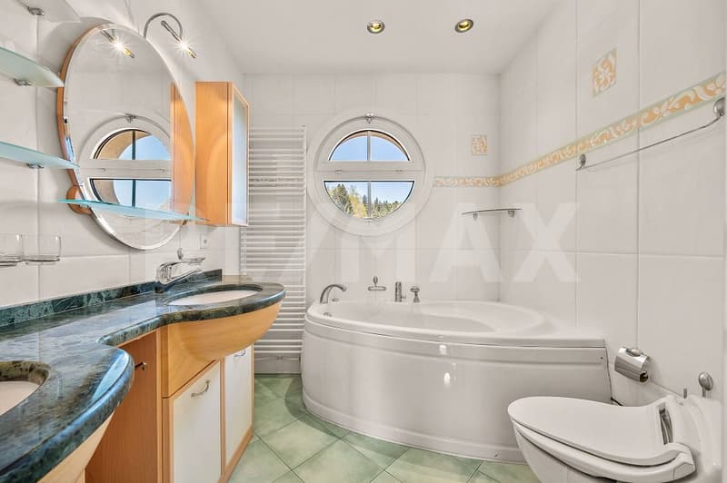 Élégante propriété avec 2 habitations indépendantes et piscine (12)
