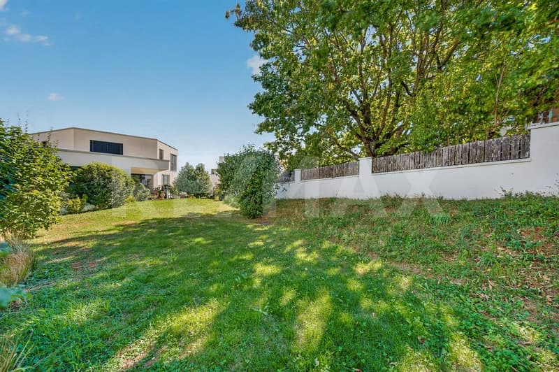 Spacieux 4,5 pièces dans un immeuble Minergie (7)