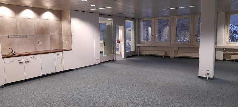 Büros von 280 m2 zur Miete, in Freiburg (5)
