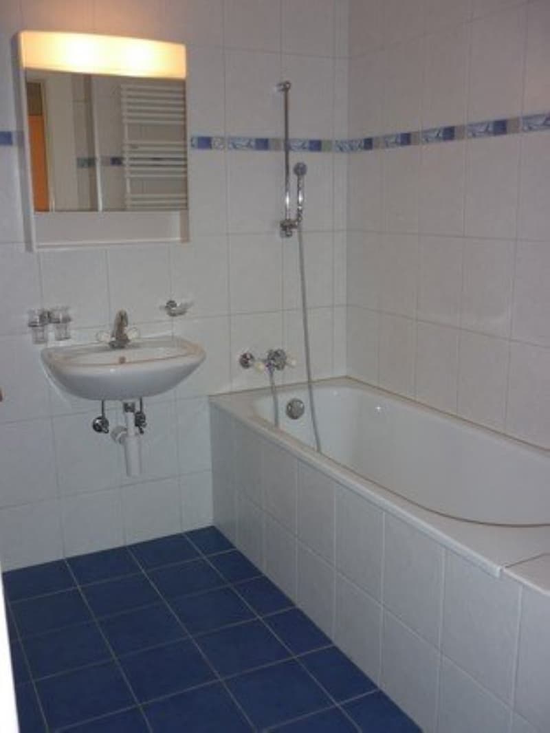 00998 - 4½-Zimmer-Wohnung - Promenade 19 - La Chaux-de-Fonds (3)