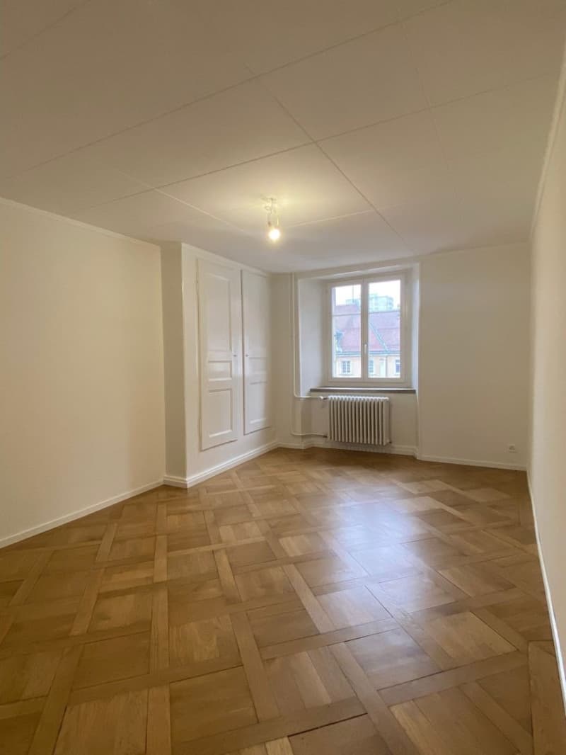 01315 - 3-room apartment - Pl. Hôtel-de-Ville 5 - La Chaux-de-Fonds (3)