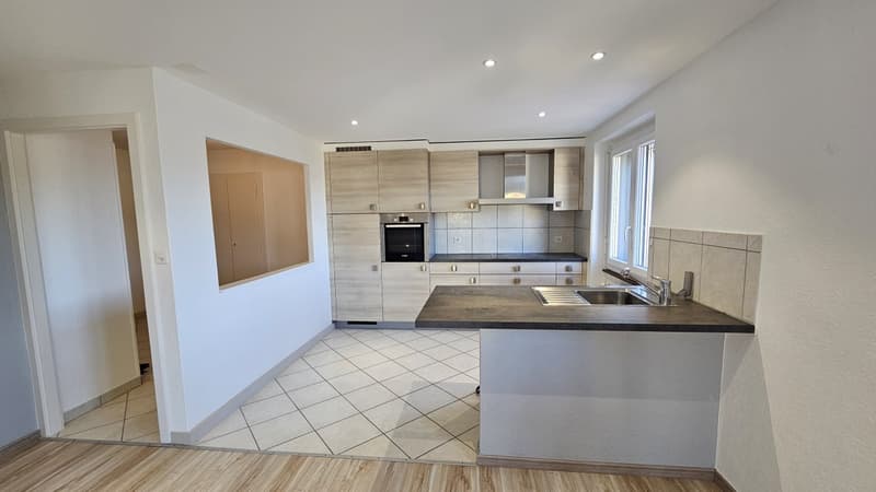 05744 - Appartement 4½ pièces 1er loyer net offert - Grand-Rue 30 - Les Brenets (5)