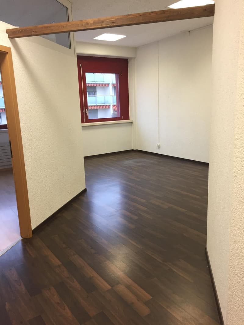 Surface administrative de 74m2 à Marly ! (2)
