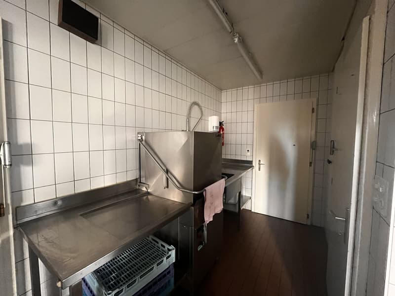 Restaurant for rent in Romont! (5)