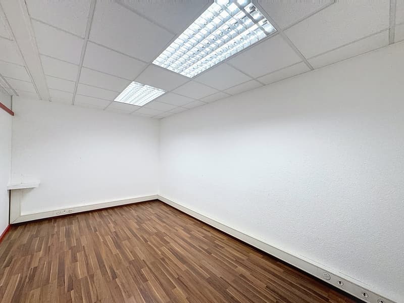 Commercial space of 145 m2 in Villars-sur-Glâne (4)
