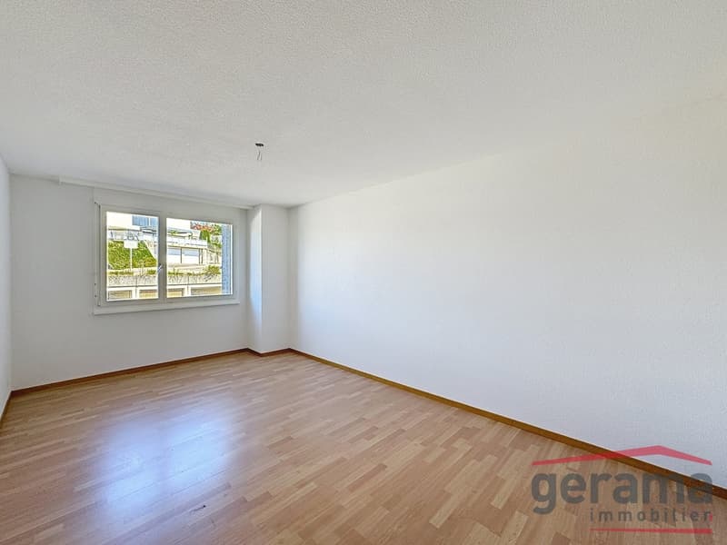 Schöne 3.5 Zimmerwohnung in Schmitten (3)