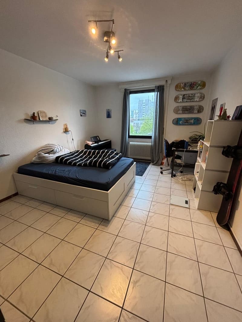 Appartement 4 pièces situé en ville (2)