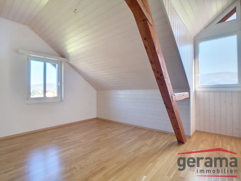 Charmante 3.5 Zimmerwohnung in Oberschrot . (3)