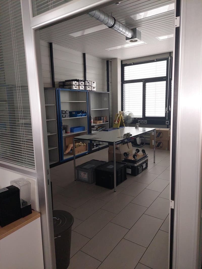 In affitto - Superficie amministrativa di ca. 124 m2 (3)