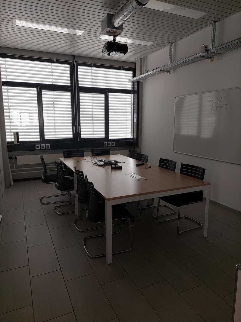 In affitto - Superficie amministrativa di ca. 124 m2 (4)