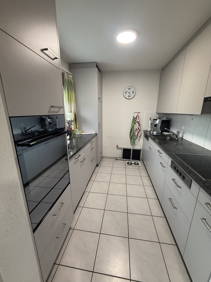 Schöne 4.5 Zimmerwohnung in St.Antoni (1)
