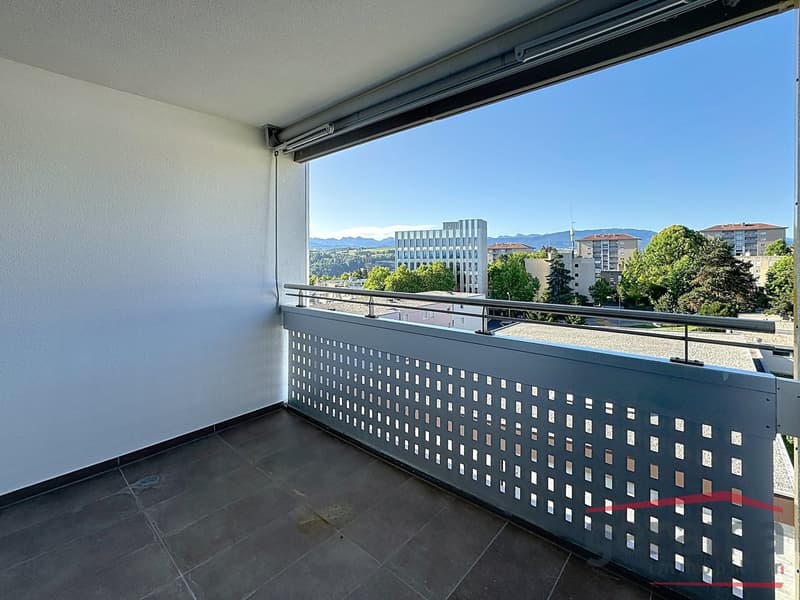 Helles 3.5-Zimmer-Apartment im 4. Stock (6)