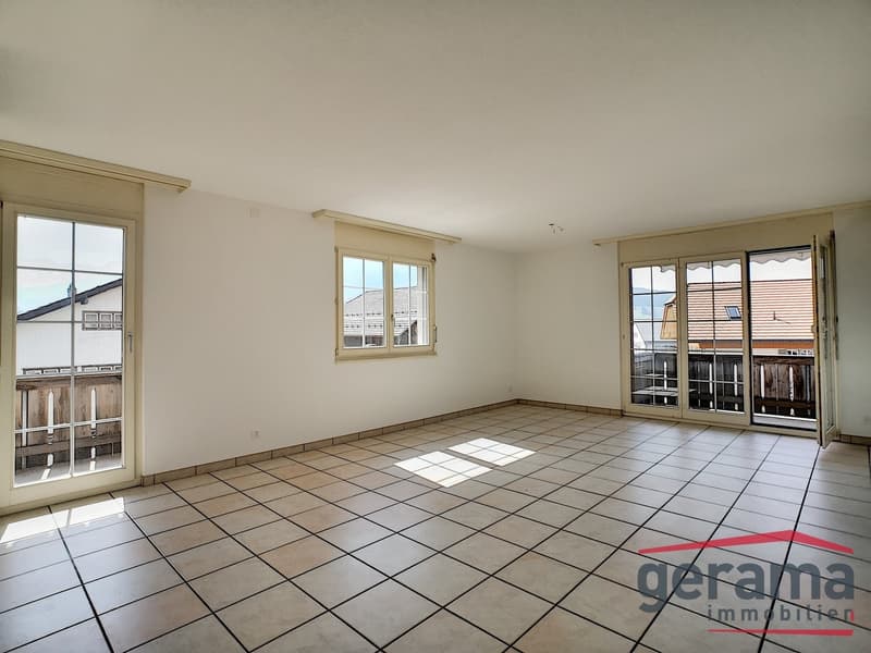 Charmante 3.5 Zimmerwohnung in Plaffeien (2)
