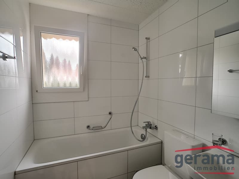 Charmantes 3.5-Zimmer-Wohnung im Erdgeschoss in Marly (3)
