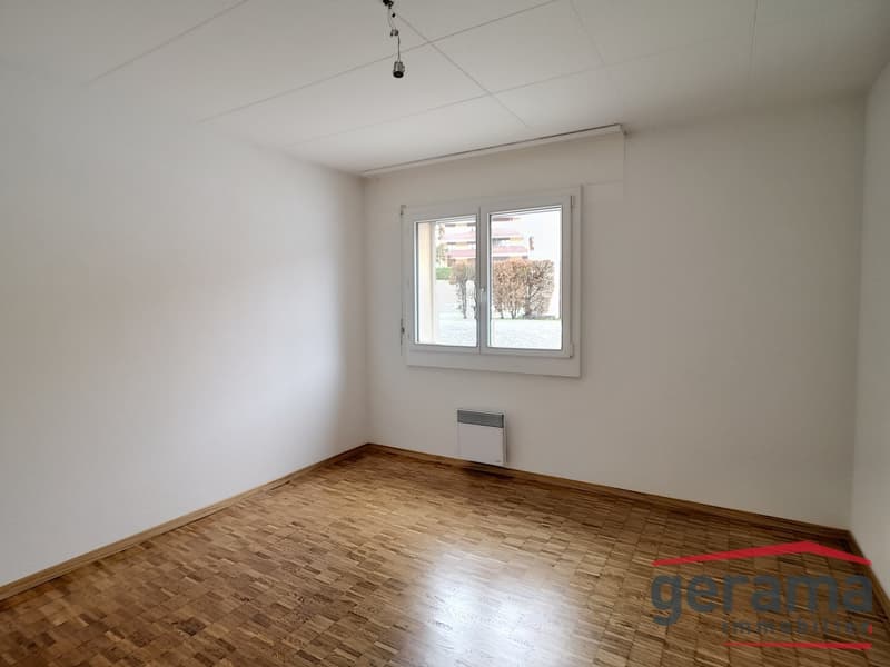 Charmantes 3.5-Zimmer-Wohnung im Erdgeschoss in Marly (4)