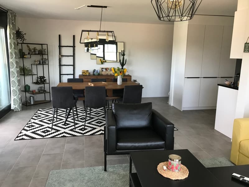 Spacieux appartement de 4.5 pièces à Corminboeuf ! (2)