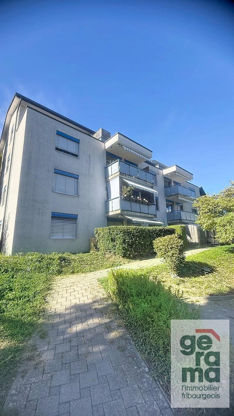 Schöne 4.5 Zimmerwohnung in Schmitten (7)