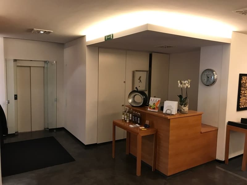 À LOUER - Restaurant idéalement situé (3)