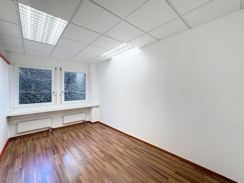 Surface commerciale de 145 m2 à Villars-sur-Glâne (5)