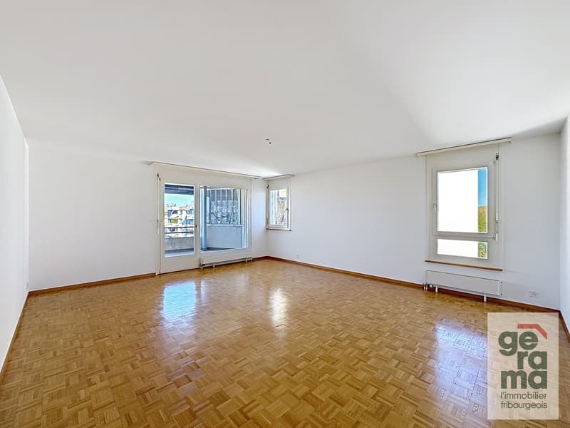 Appartement spacieux de 4,5 pièces de 113m2 (2)
