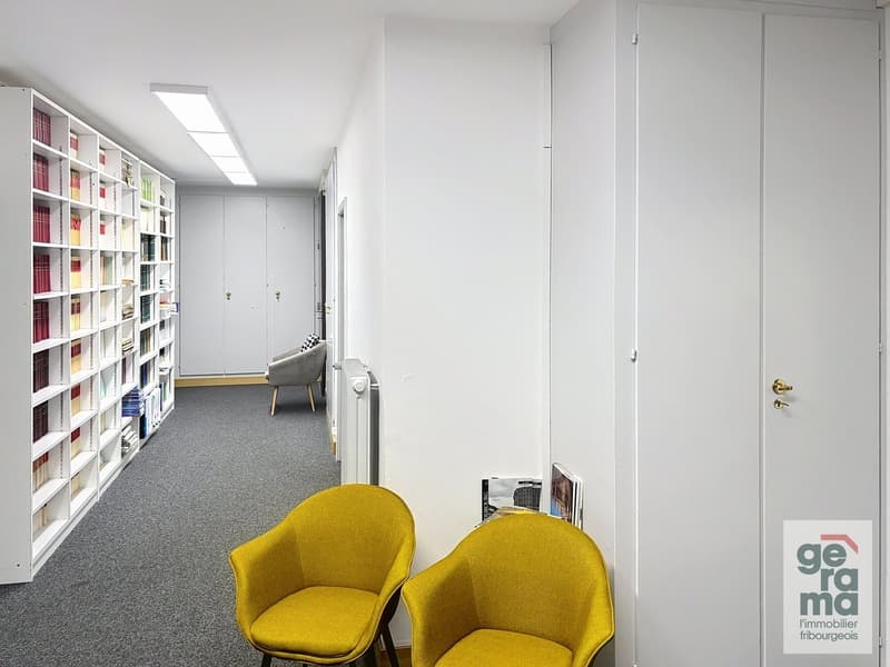 Spacieuse surface administrative de 232 m2 (3)