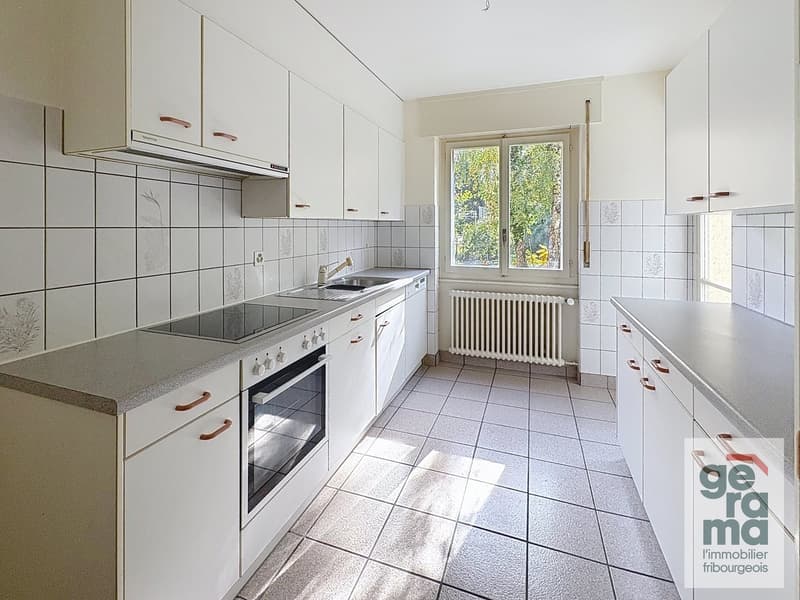 Charmant 5.5 pièces au rez à Fribourg (3)