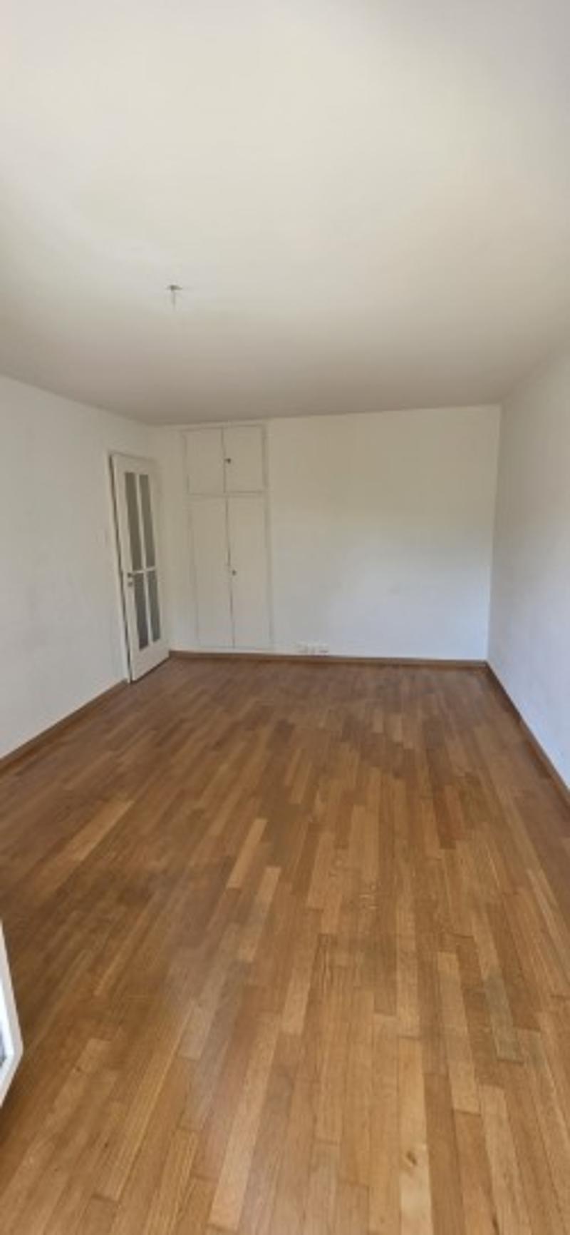 Temporary 1-room apartment (3)