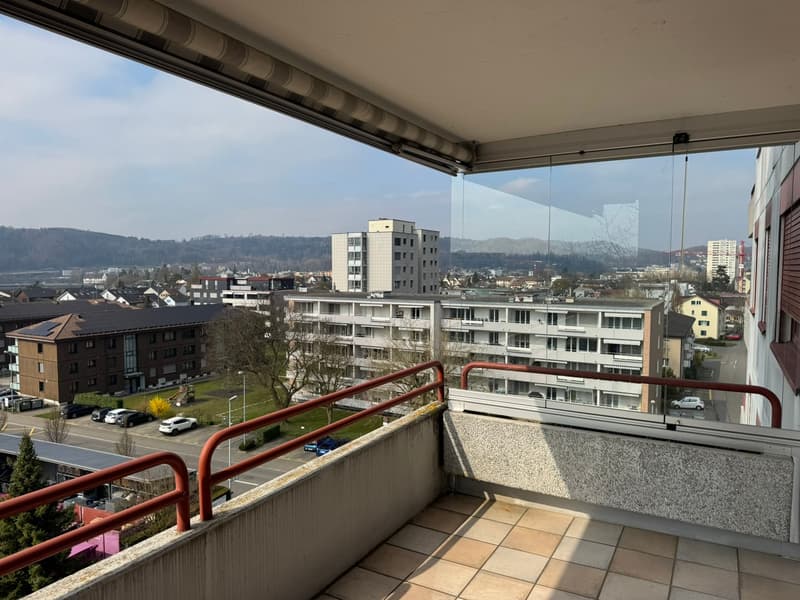 Central 4.5-room apartment in Wettingen with plenty of light and views (11)