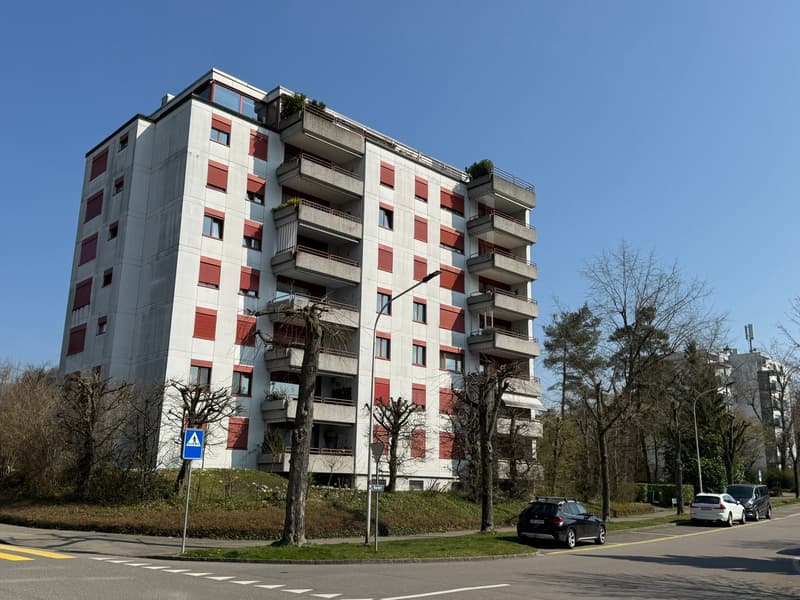 Central 4.5-room apartment in Wettingen with plenty of light and views (11)