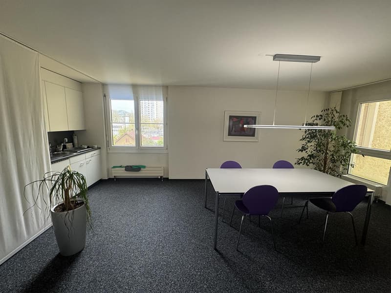 Bureaux dans un emplacement central à Wettingen (3)