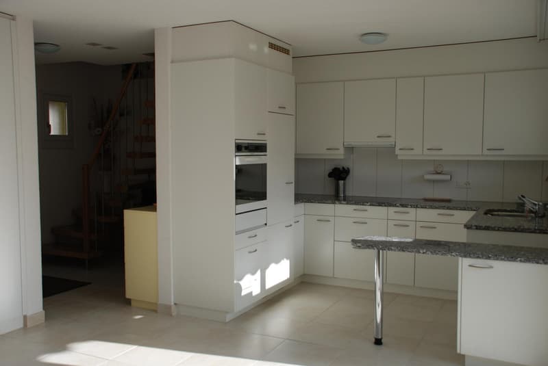 Stilvolle 4.0-Zimmer-Maisonette mit Galerie & Balkon (2)