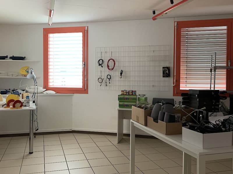 Propriété commerciale à louer (11)