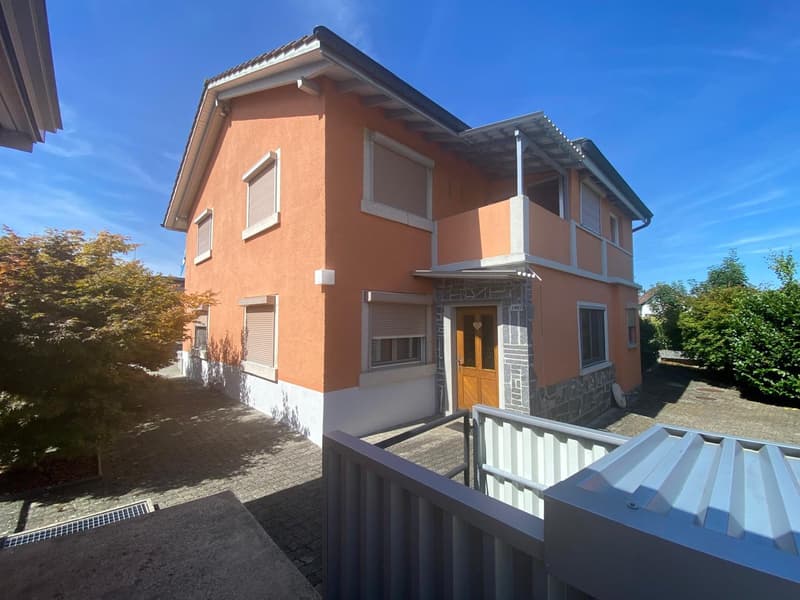 Zweifamilienhaus mit grosszügigem Umschwung in Pfäffikon ZH (7)
